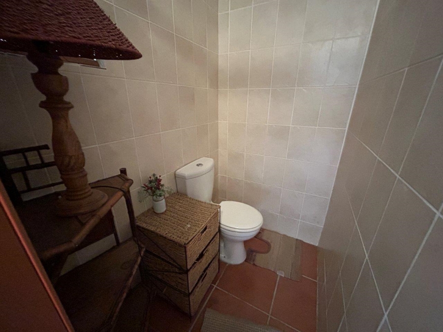 4 Bedroom Property for Sale in Noorsekloof Eastern Cape